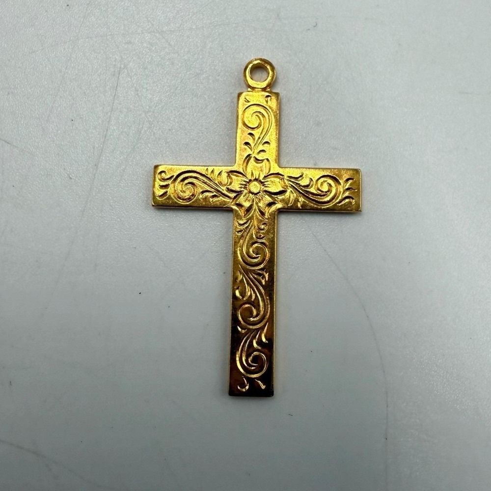 Vintage Gold Tone Etched Floral Scroll Cross Pendant‎ Religious Charm